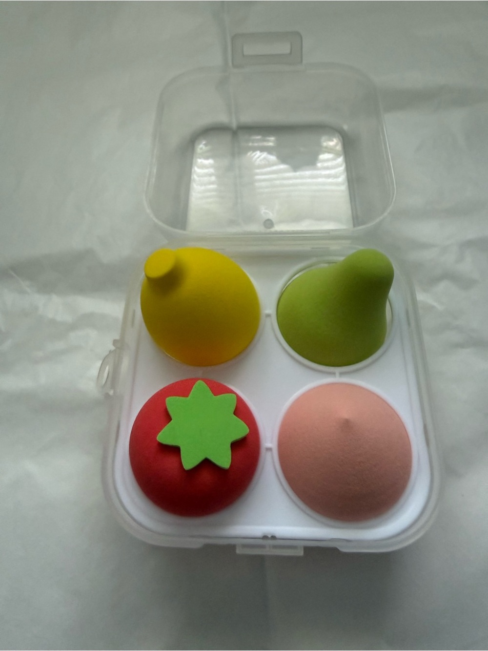 Fruits Shaped beauty’s blender(4units) & 1 case protector